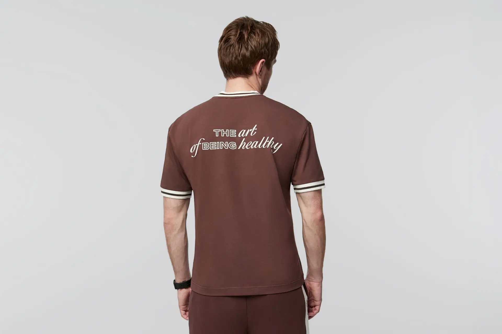 T-shirt straight brown (The SS26 Merch Collection)