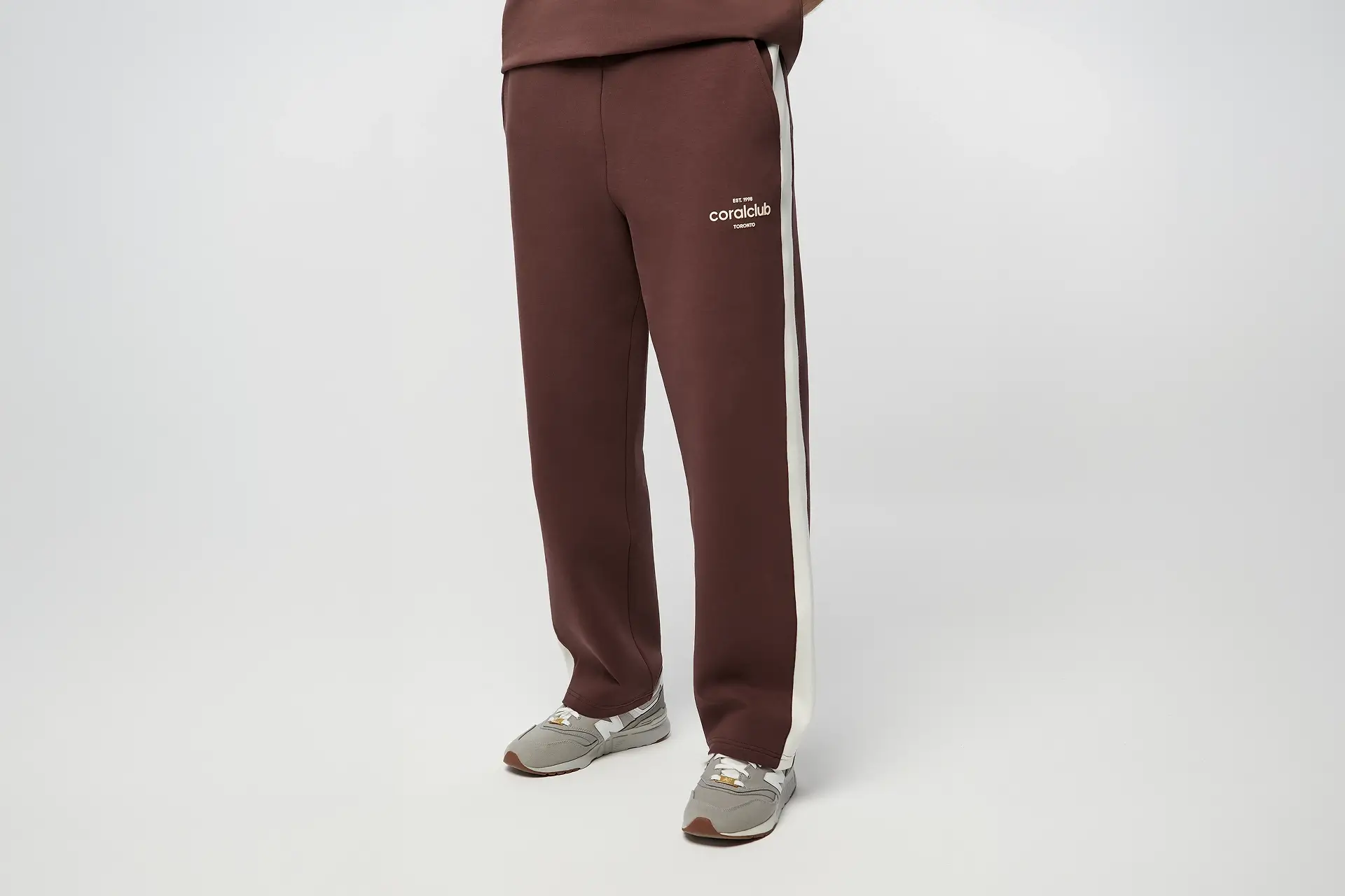 Trousers with stripe (The SS26 Merch Collection)
